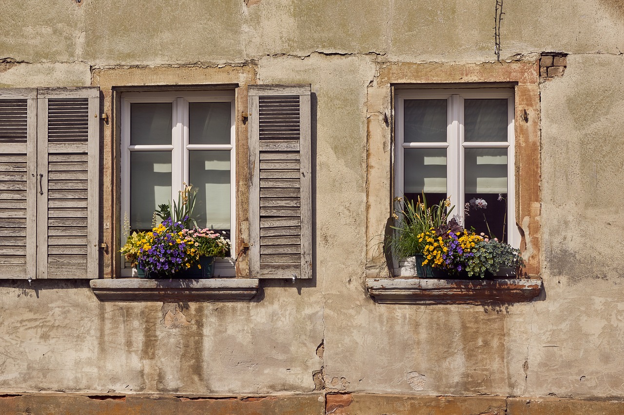 Creating DIY Flower Boxes for Your Window Sills